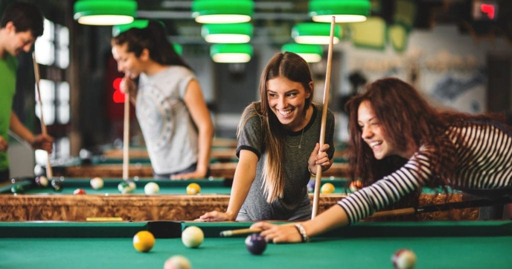 5-Advantages-of-Carbon-Fiber-Pool-Shafts